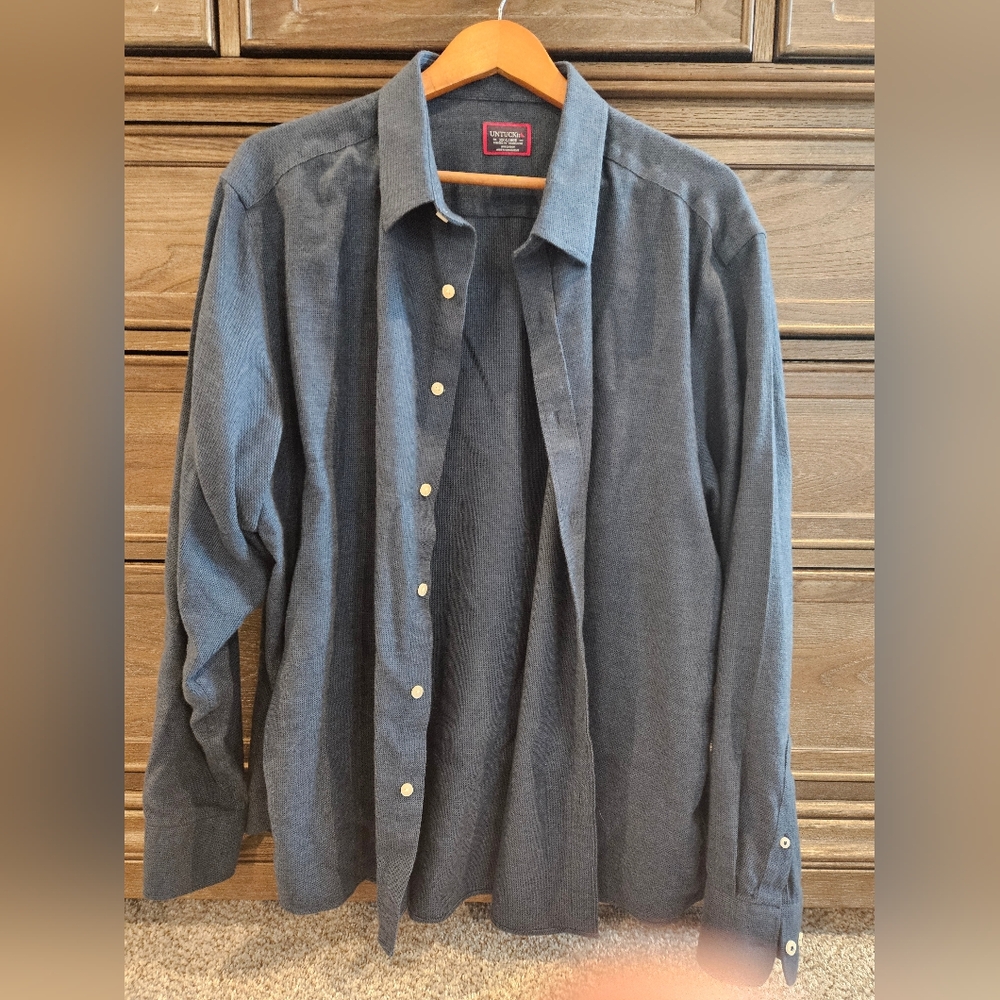 UNTUCKit XXL button down